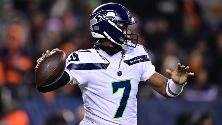 Geno Smith OVER 248.5 Passing Yards (-113)
