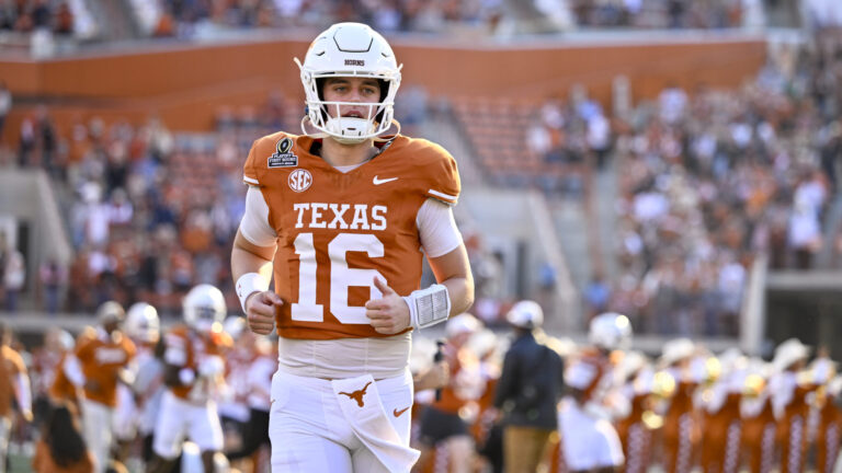 1) Texas Longhorns