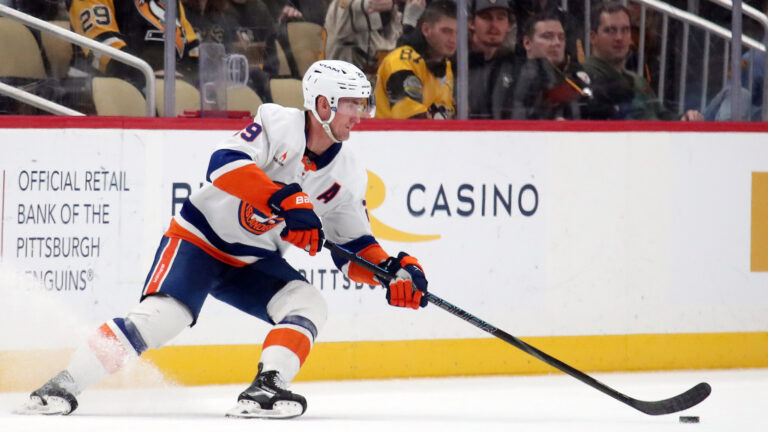 6. Brock Nelson, New York Islanders