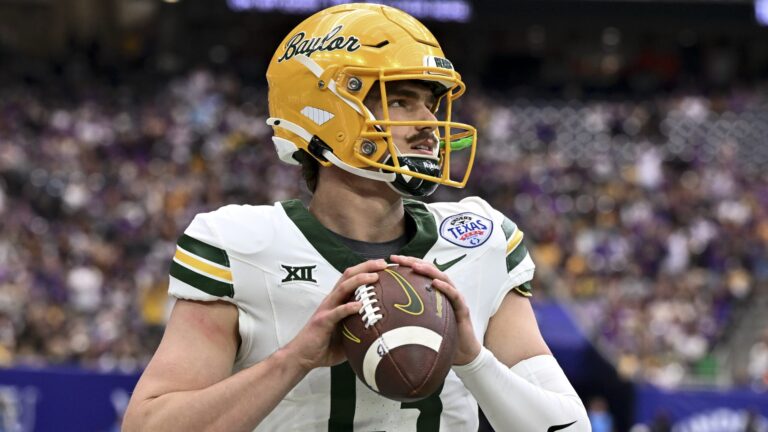 14. Sawyer Robertson - Baylor Bears