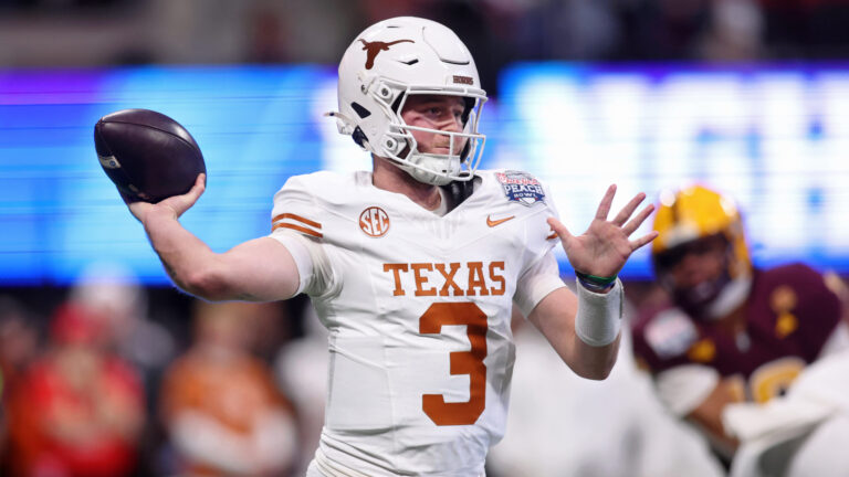 Semifinal Matchup: No. 8 Ohio State vs. No. 5 Texas