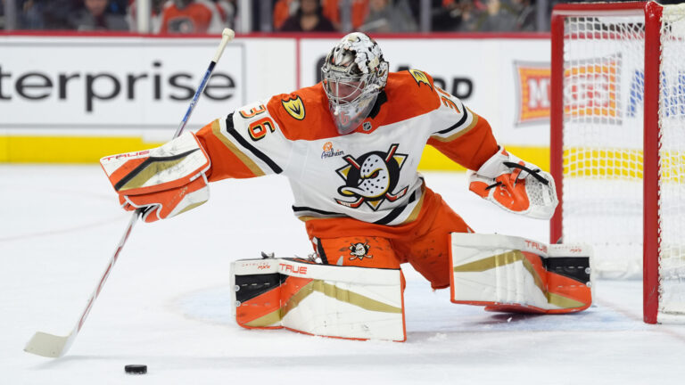 7. John Gibson, Anaheim Ducks