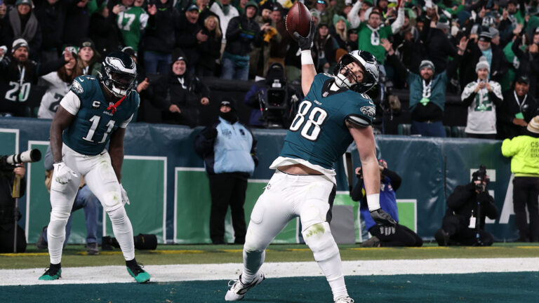 Dallas Goedert Over 39.5 Receiving Yards