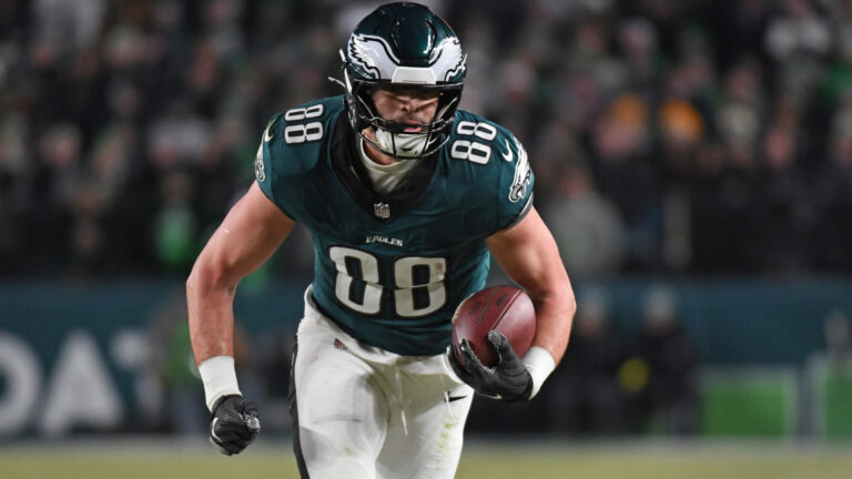 Dallas Goedert +310
