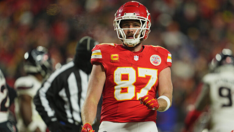 Travis Kelce OVER 67.5 Receiving Yards (-114)