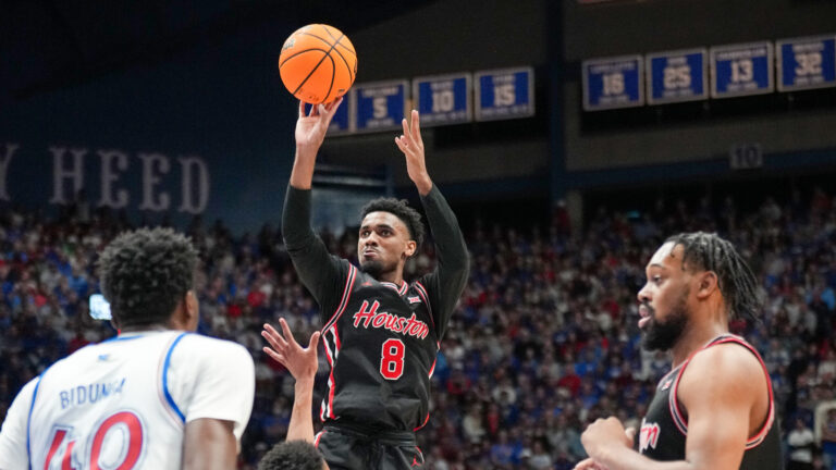 7) Houston Cougars