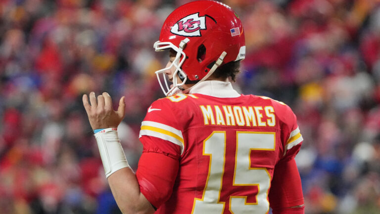 Patrick Mahomes Does it Again