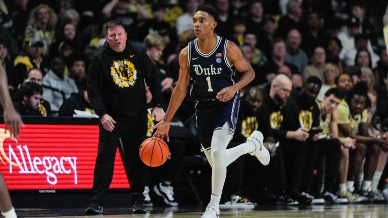 North Carolina Tar Heels vs. (2) Duke Blue Devils