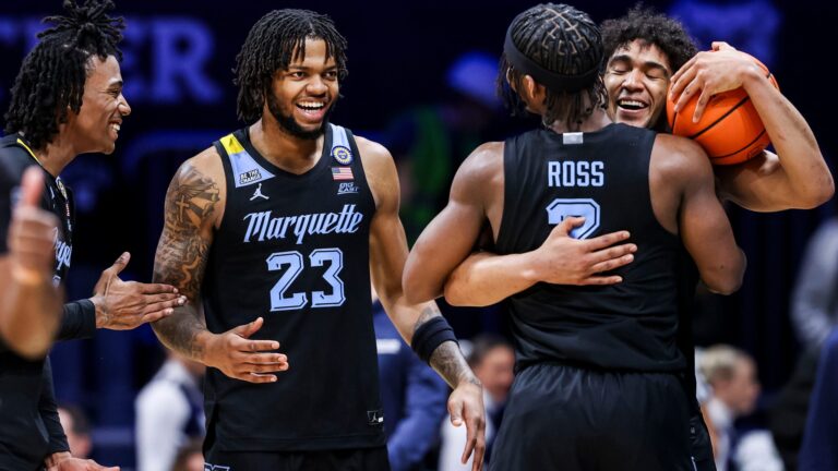 (25) Connecticut Huskies vs. (9) Marquette Golden Eagles