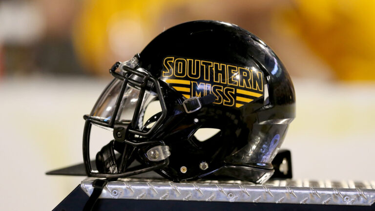 8) WR Dakota Thomas (Southern Miss -> Nevada)