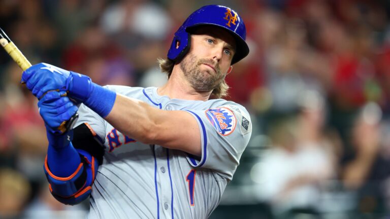 8. 2B Jeff McNeil
