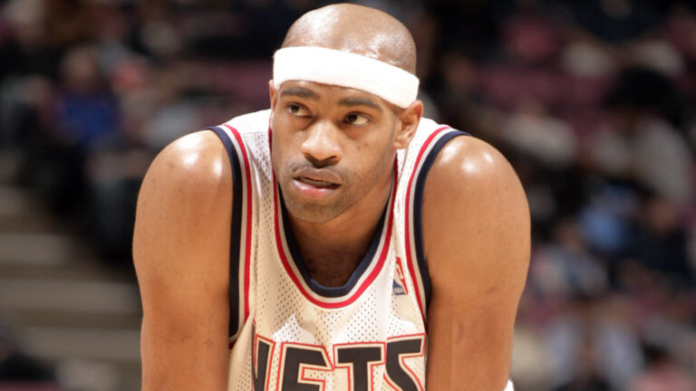 Raptors Trade Vince Carter to the Nets