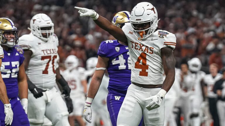 16. CJ Baxter - Texas Longhorns
