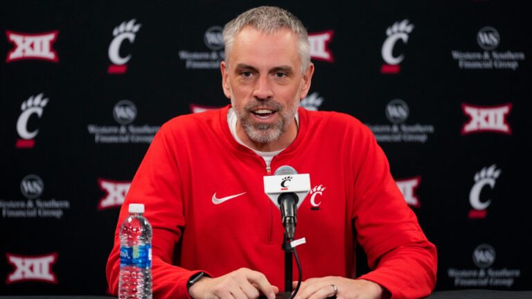 23) Cincinnati Bearcats