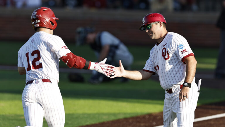 16) Oklahoma Sooners