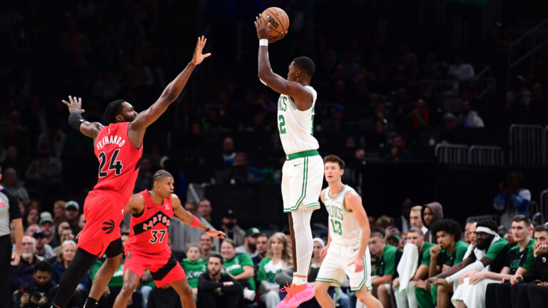 2) Lonnie Walker IV, Zalgiris