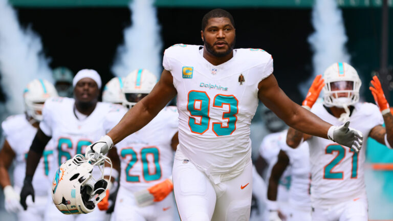 53. Calais Campbell, DT