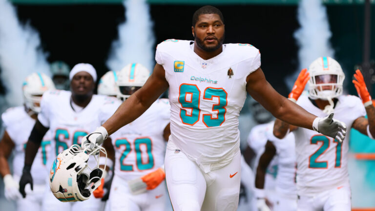 53. Calais Campbell, DT