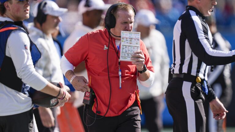 Chiefs Defensive Coordinator Steve Spagnuolo