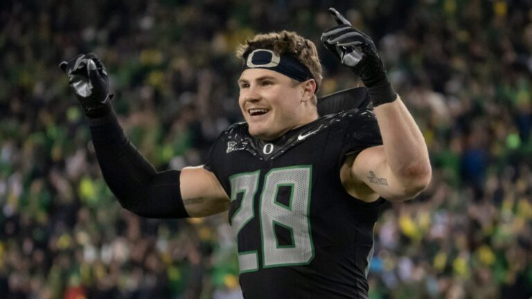 Bryce Boettcher, Linebacker