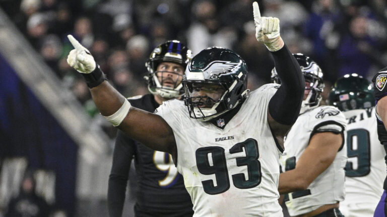 33. Milton Williams, DT