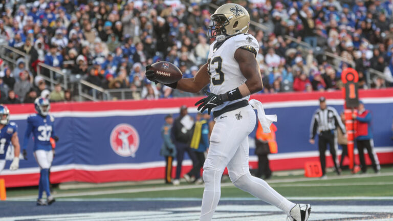 39. Juwan Johnson, TE