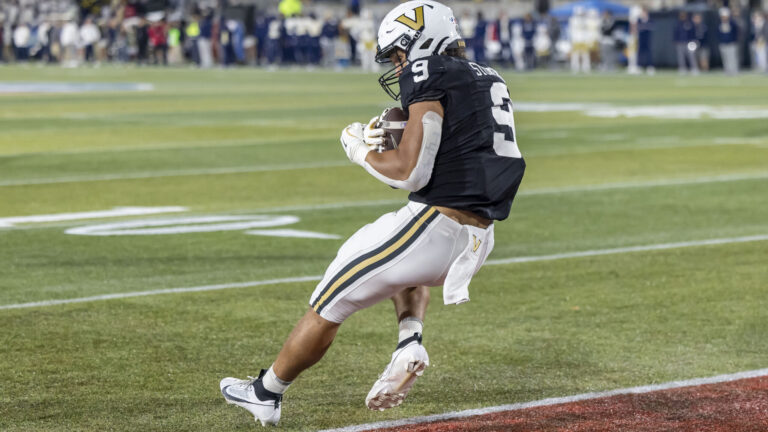 23. Eli Stowers - TE - Vanderbilt Commodores