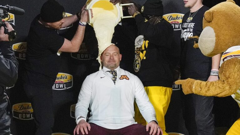 25. Minnesota Golden Gophers