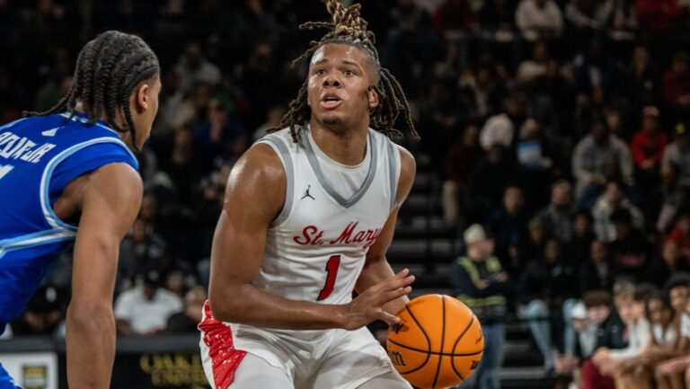 30) Saint Mary's Gaels