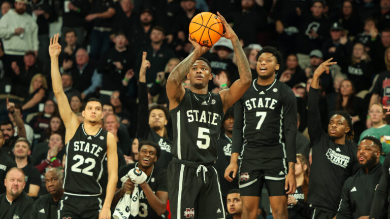 25) Mississippi State Bulldogs