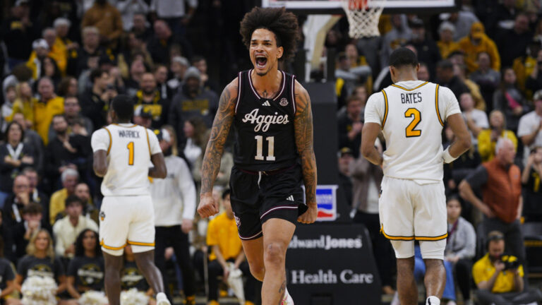 Texas A&M Aggies | Trend: +2