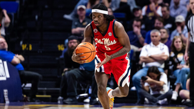 18) Ole Miss Rebels