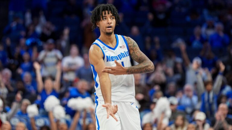 36) Memphis Tigers