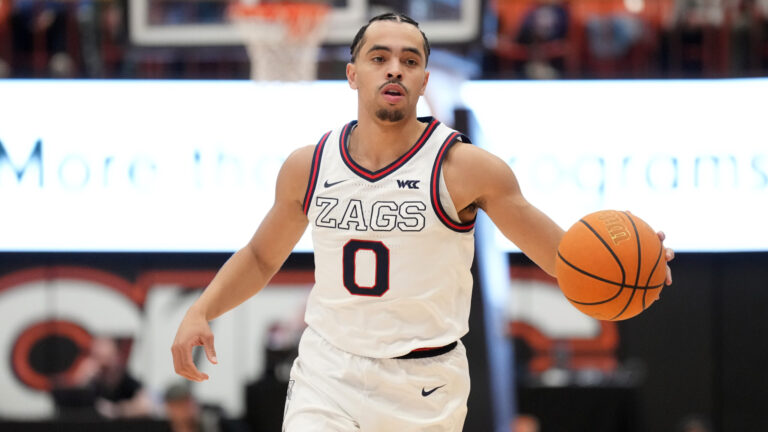15) Gonzaga Bulldogs