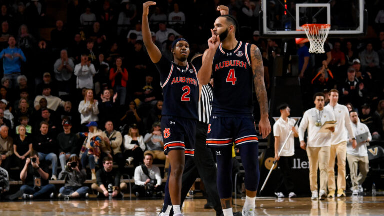 3) Auburn Tigers