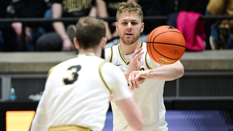 (7) Purdue Boilermakers vs. (11) Michigan State Spartans