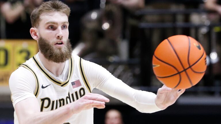 (7) Purdue Boilermakers vs. (11) Michigan State Spartans