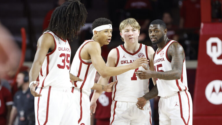 Oklahoma Sooners vs. (3) Florida Gators