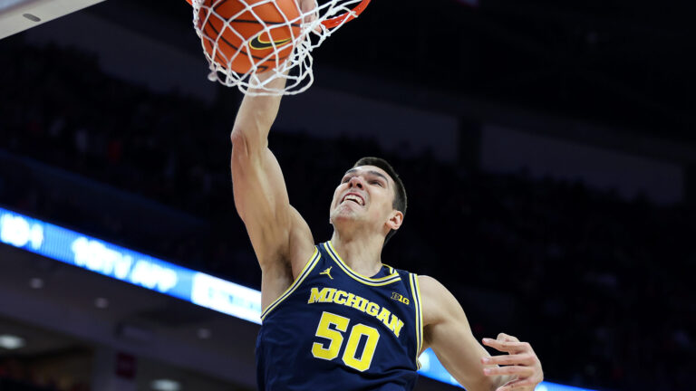 (14) Michigan State Spartans vs (12) Michigan Wolverines