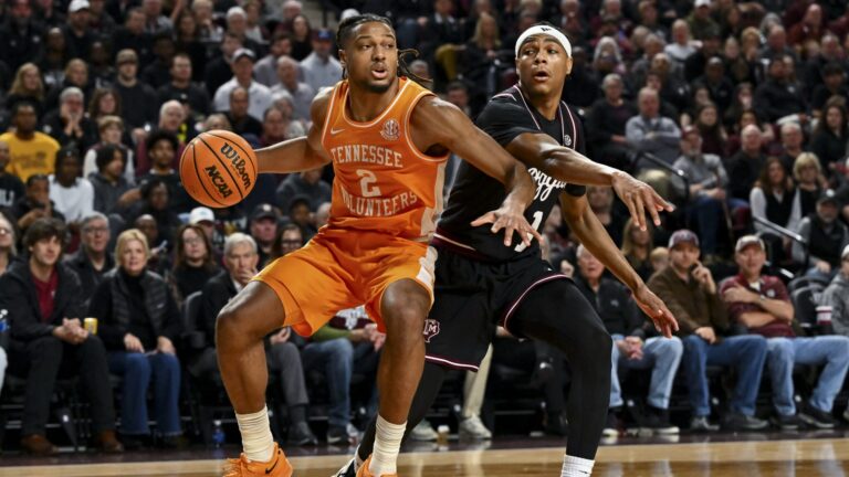 2 Seed: Tennessee Volunteers