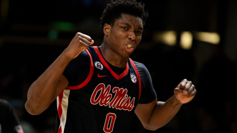 31) Ole Miss Rebels