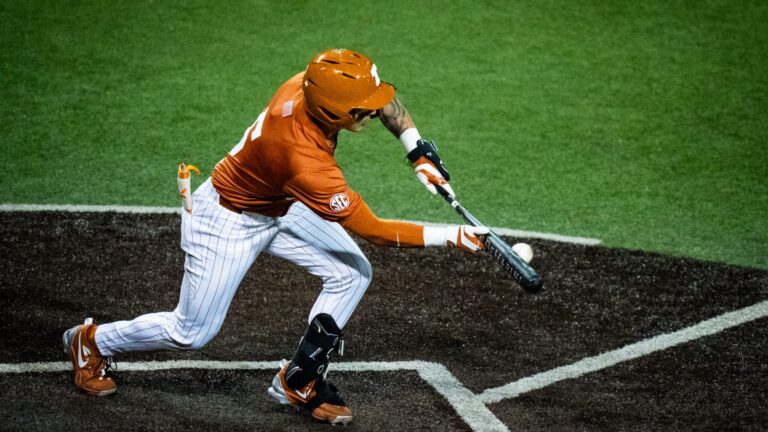 15) Texas Longhorns