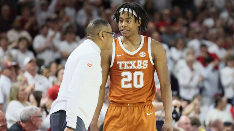 38) Texas Longhorns