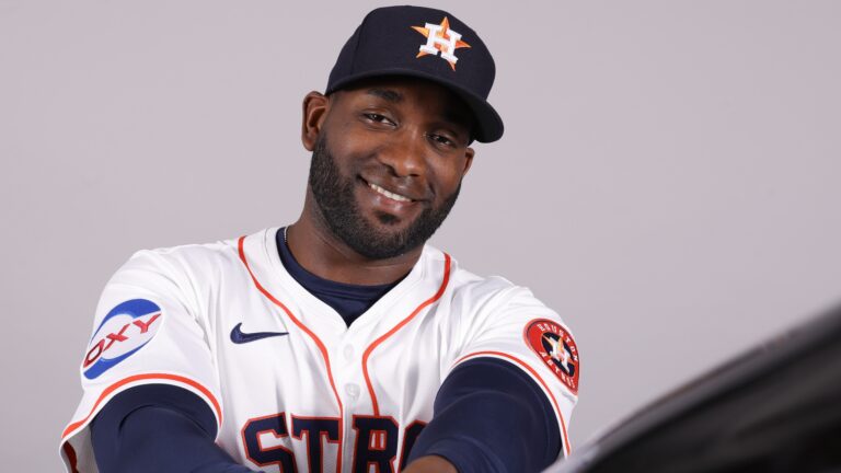 3. DH Yordan Alvarez (L)
