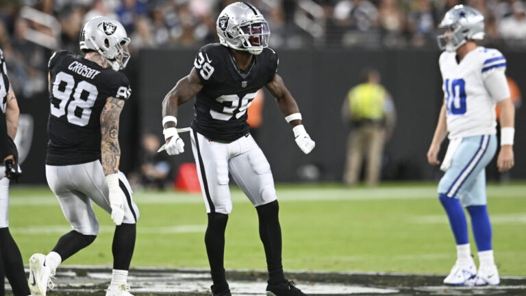 83. Nate Hobbs, CB