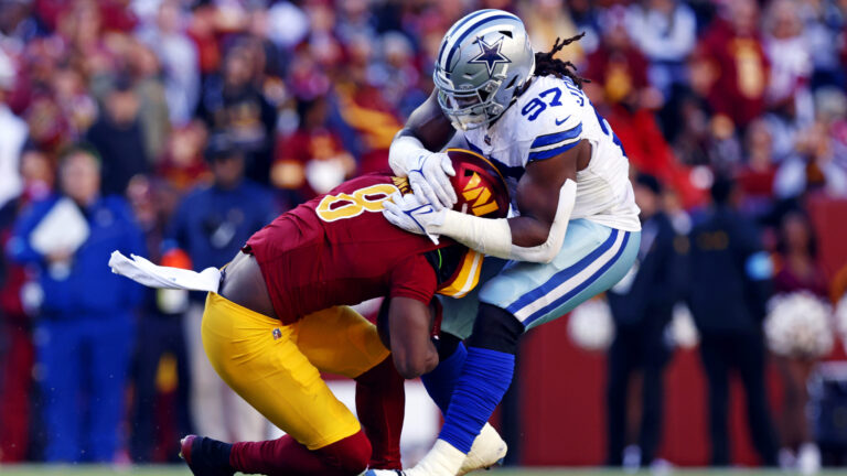 12) Osa Odighizuwa, Dallas Cowboys
