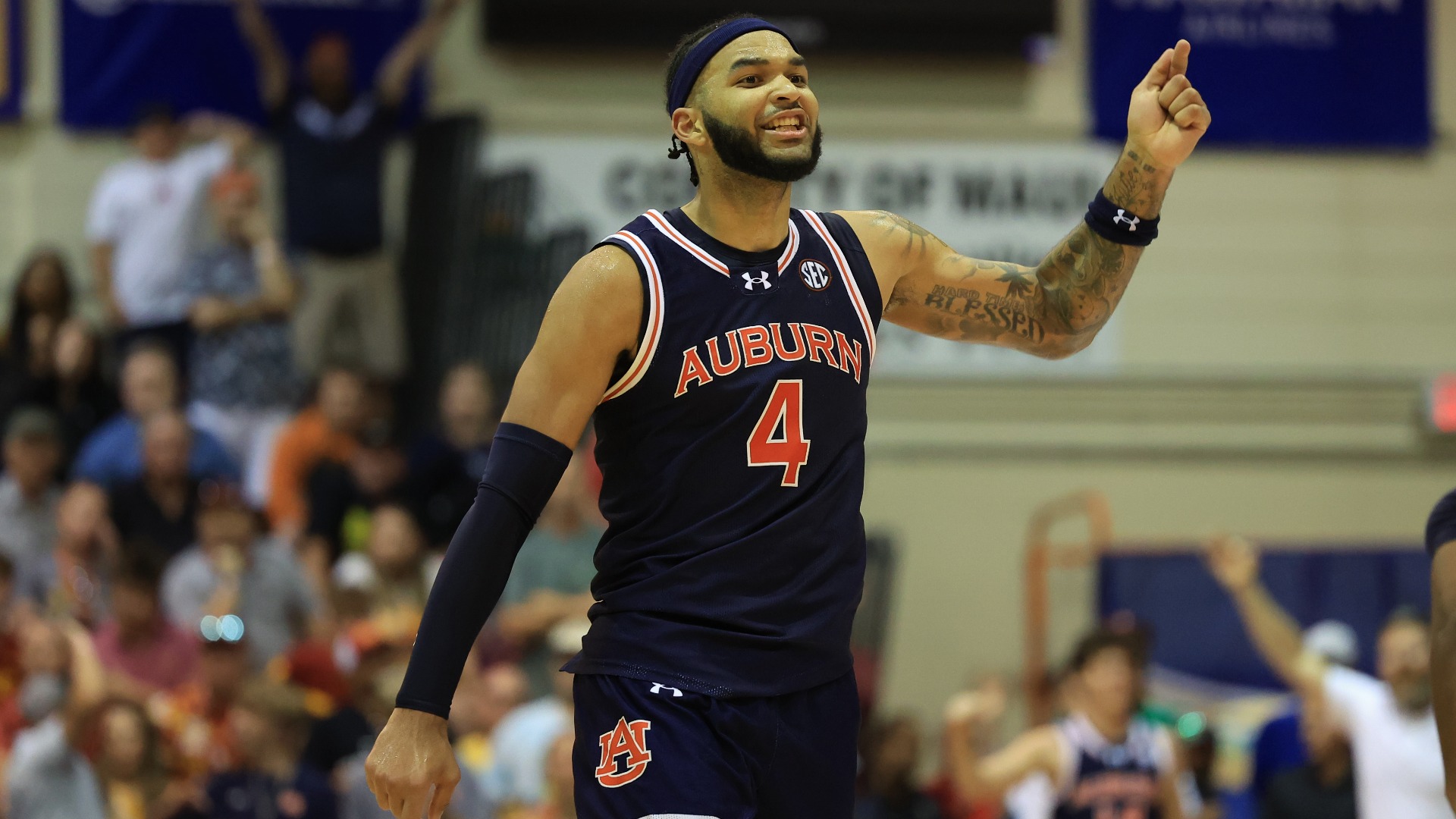 Favorite: Auburn (-110)