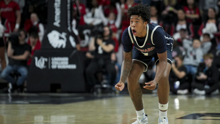 98) SF Blake Harper, Howard --> Creighton