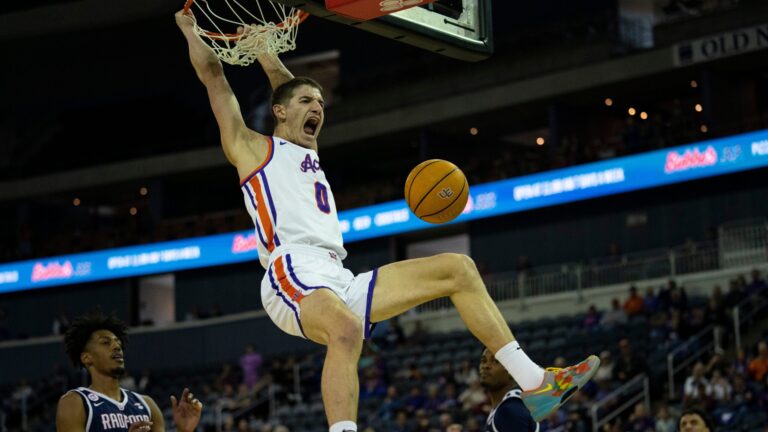 63) SF Gabriel Pozzato, Evansville --> Xavier