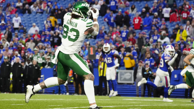 84. Tyler Conklin, TE